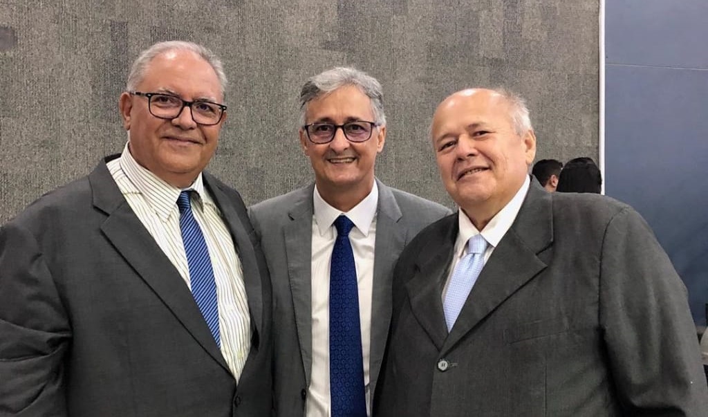 Kleber Montezuma ao lado dos secretários municipais Fernando Said e Charles Silveira, nomes que estavam na lista de Firmino Filho